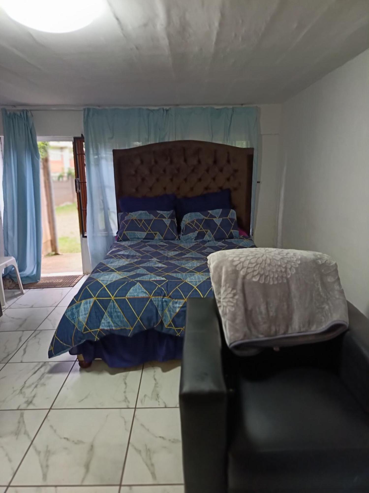 Pmb Backpackers Lodge ピーターマリッツバーグ エクステリア 写真